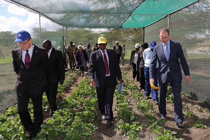 Ambassador O’Neill, Kimani Rugendo (CEO Kevian Kenya), Minister of State McHugh at Kitengela Farm. Photo Credit: Brian Inganga